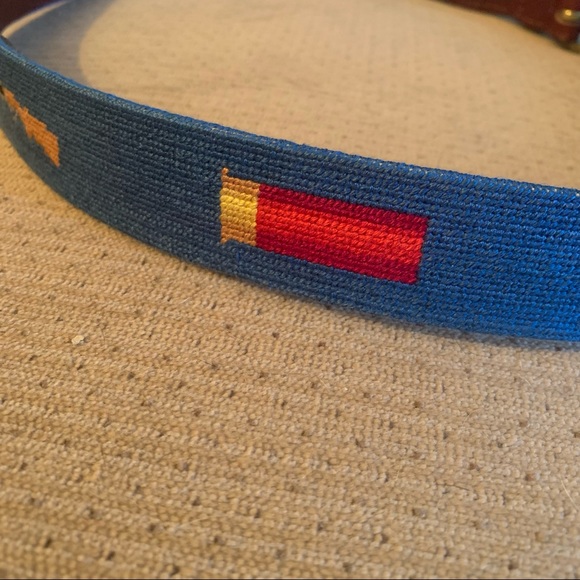 Smathers and Branson shotgun and shell needlepoint belt - Picture 9 of 10